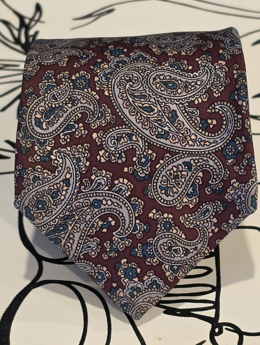 VTG The Man's Shop Lord & Taylor Burgundy Paisley Silk Tie Italian Fabric 57"